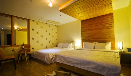 Family Twin Room