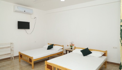 Deluxe Quadruple Room, 2 Queen Beds
