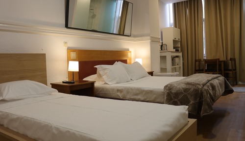 Deluxe Studio Suite