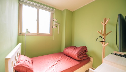 Single Room (505)