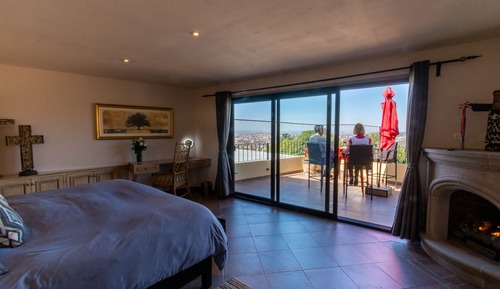 Panoramic Penthouse