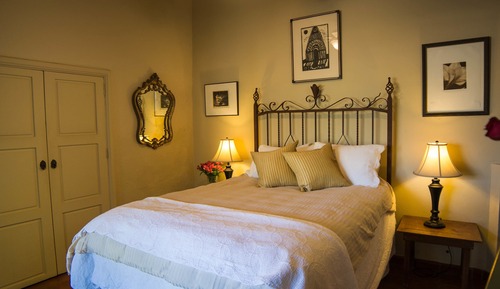 Superior Suite, 1 Bedroom, Kitchen, Courtyard Area