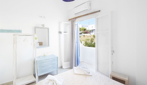 Family Suite, 2 Bedrooms (Side View)