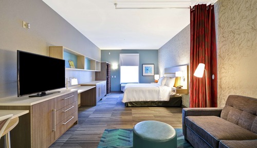 Studio, 1 King Bed, Accessible, Bathtub