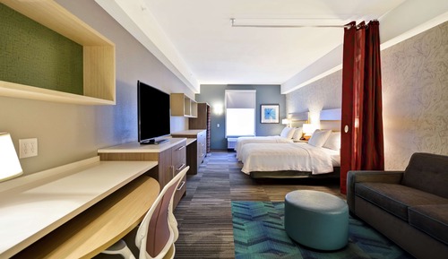 Studio, 2 Queen Beds, Accessible, Bathtub