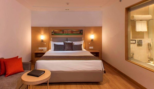 Deluxe Room, 1 King Bed