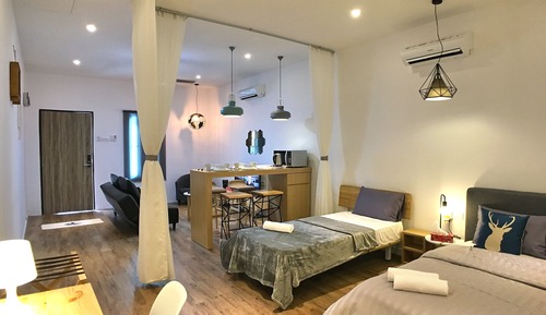 Studio, 2 Bedrooms
