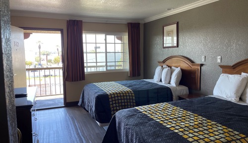 Deluxe Room, 2 Double Beds