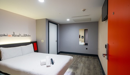 Double Room, Accessible, No Windows
