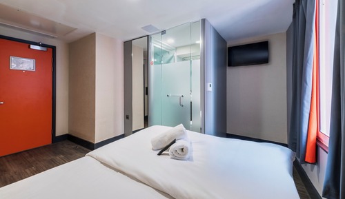 Double Room with Window