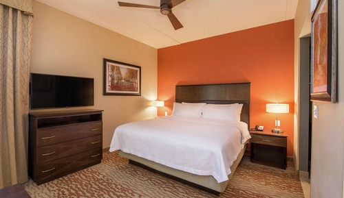 Studio Suite, 1 King Bed, Non Smoking