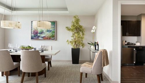 Grand Suite, 1 King Bed, Hearing Accessible