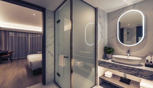Deluxe Room, 1 King Bed