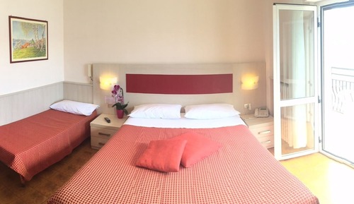 Triple Room, Partial Lake View