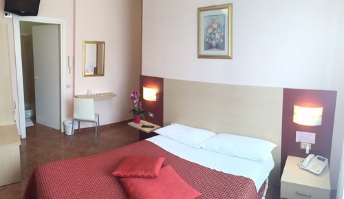 Double or Twin Room, Garden View
