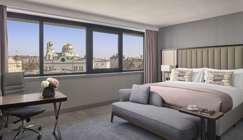 Classic Room, 1 King Bed (Cathedral View)