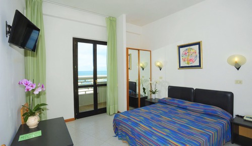 Classic Double or Twin Room