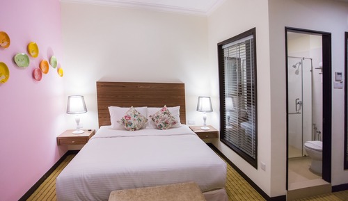Classic Room, 1 King Bed, No Windows