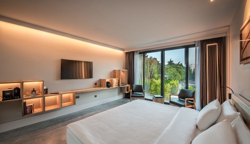 Moonlight Suite