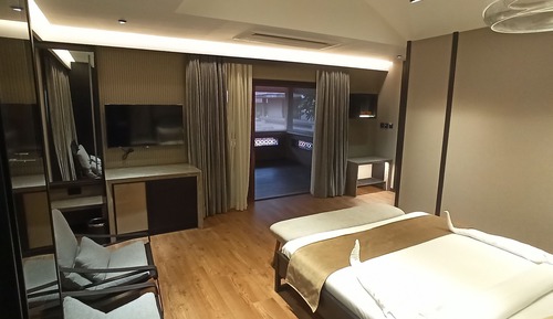 Club Suite