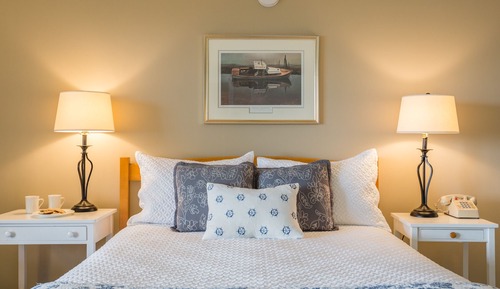 Room, Private Bathroom (Room 116)