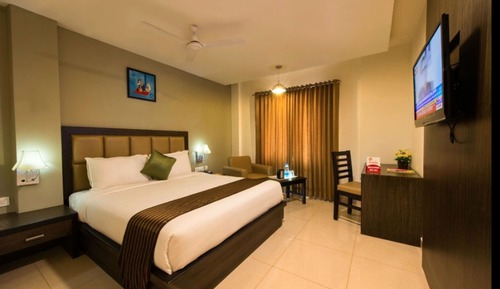 Premium Room, 1 King Bed