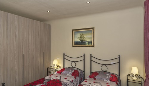 Comfort Suite, 2 Bedrooms, Private Bathroom