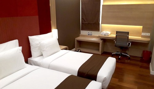 Deluxe Twin Room