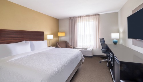 Standard Room, 1 King Bed