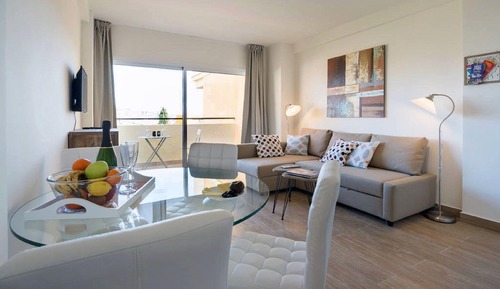Superior Apartment