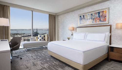 Premium Room, 1 King Bed, Harbor View