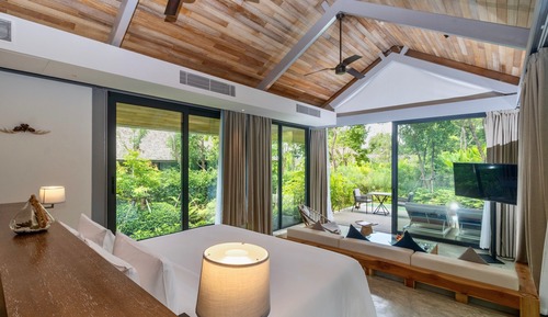One-Bedroom Pool Villa with Round-Trip Boat Transfer
