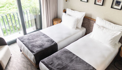 Standard Double or Twin Room, Partial Sea View