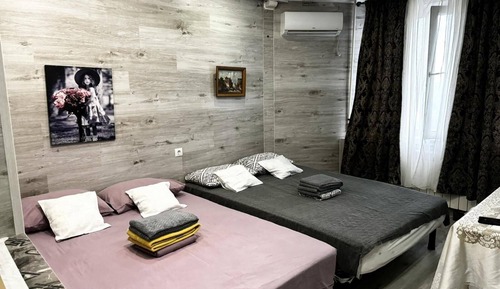Classic Quadruple Room, 2 Double Beds, City View