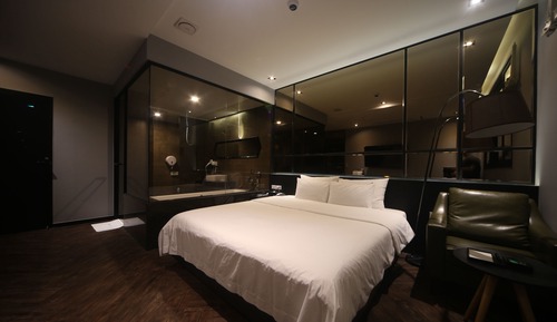 Premium Studio