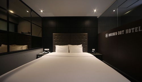 Royal Studio