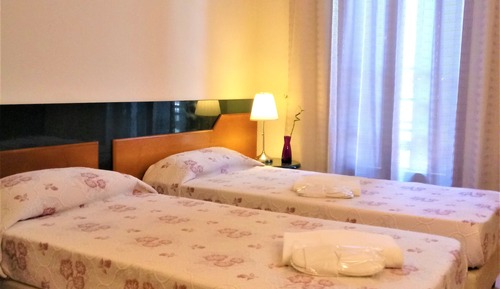 Basic Triple Room