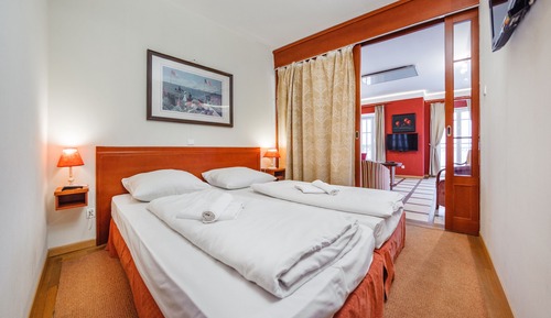 Studio Suite (26)