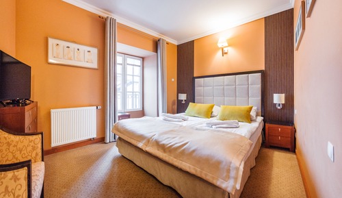 Apartment (36)