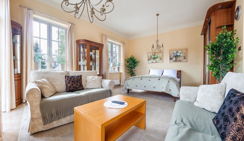 Studio Suite (9)