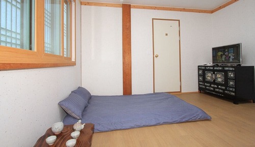 Traditional Room (Ondol / A)