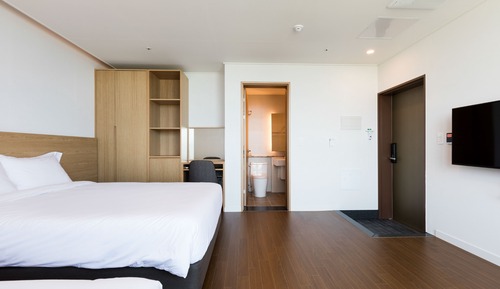 Deluxe Triple Room, Ocean View, Beachside