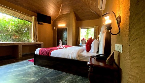 Village Theme Luxury Room