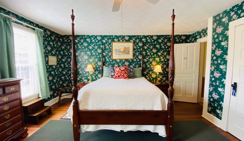 Sandi's Room