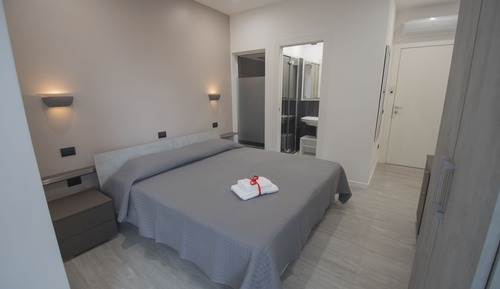 Deluxe Double Room, 1 Queen Bed, Harbor View
