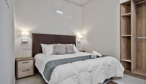 Family Room, Multiple Beds, City View (No1)