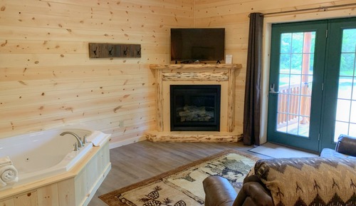 Apartment, 1 Bedroom, Hot Tub, Lake View