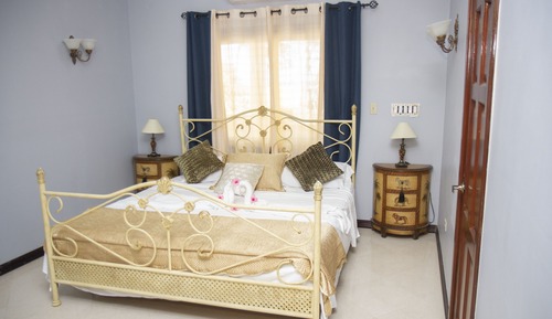 Family Suite (Triple)