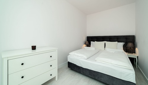 Apartment (2)