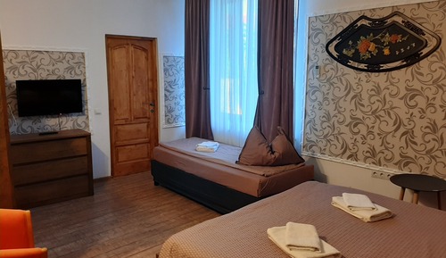 Comfort Triple Room